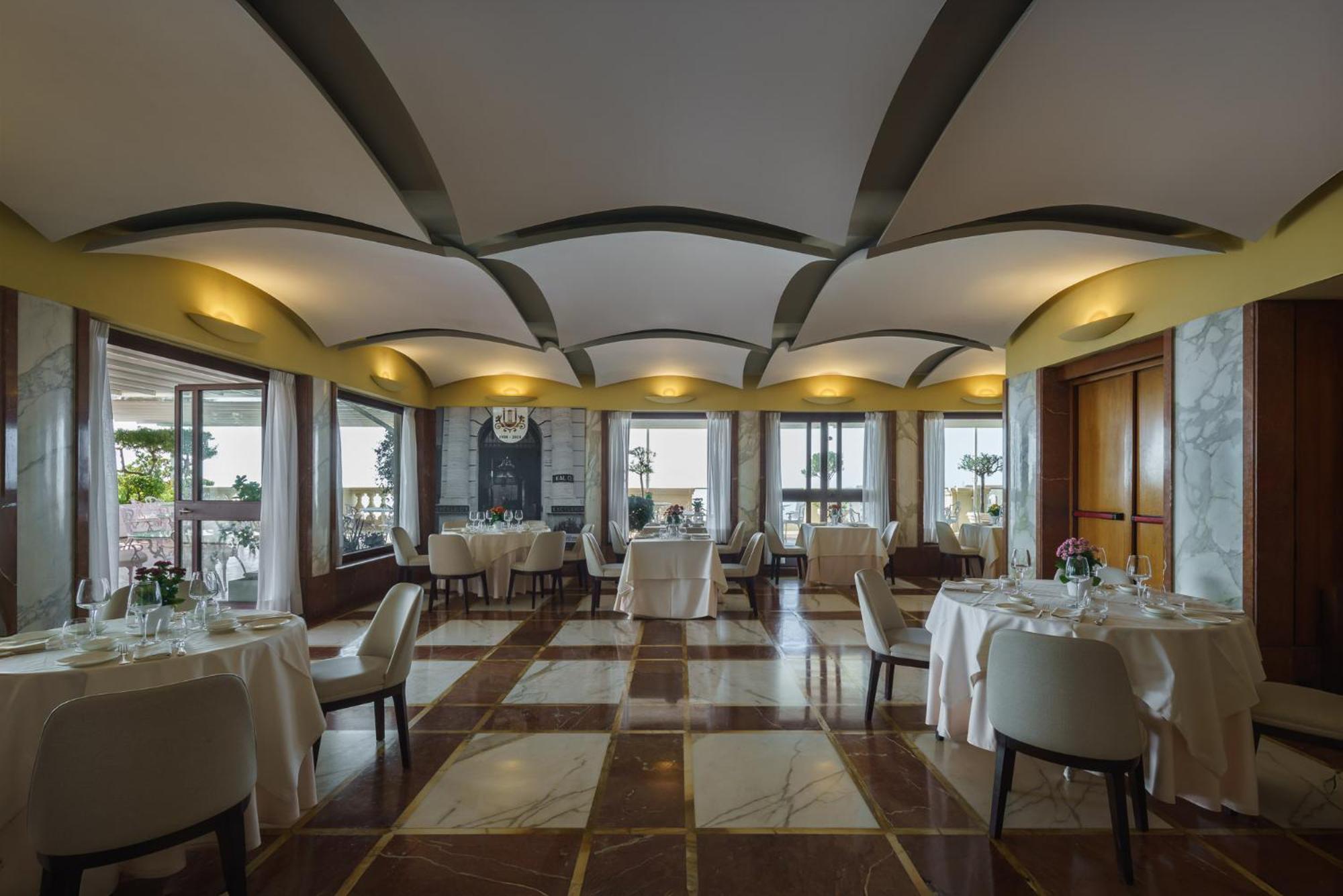 Hotel Eurostars Excelsior Naples